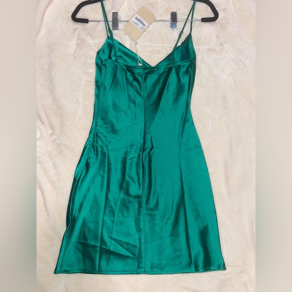 Meshki Tabitha Cowl Neck Mini Dress Emerald Green - Picture 5 of 11